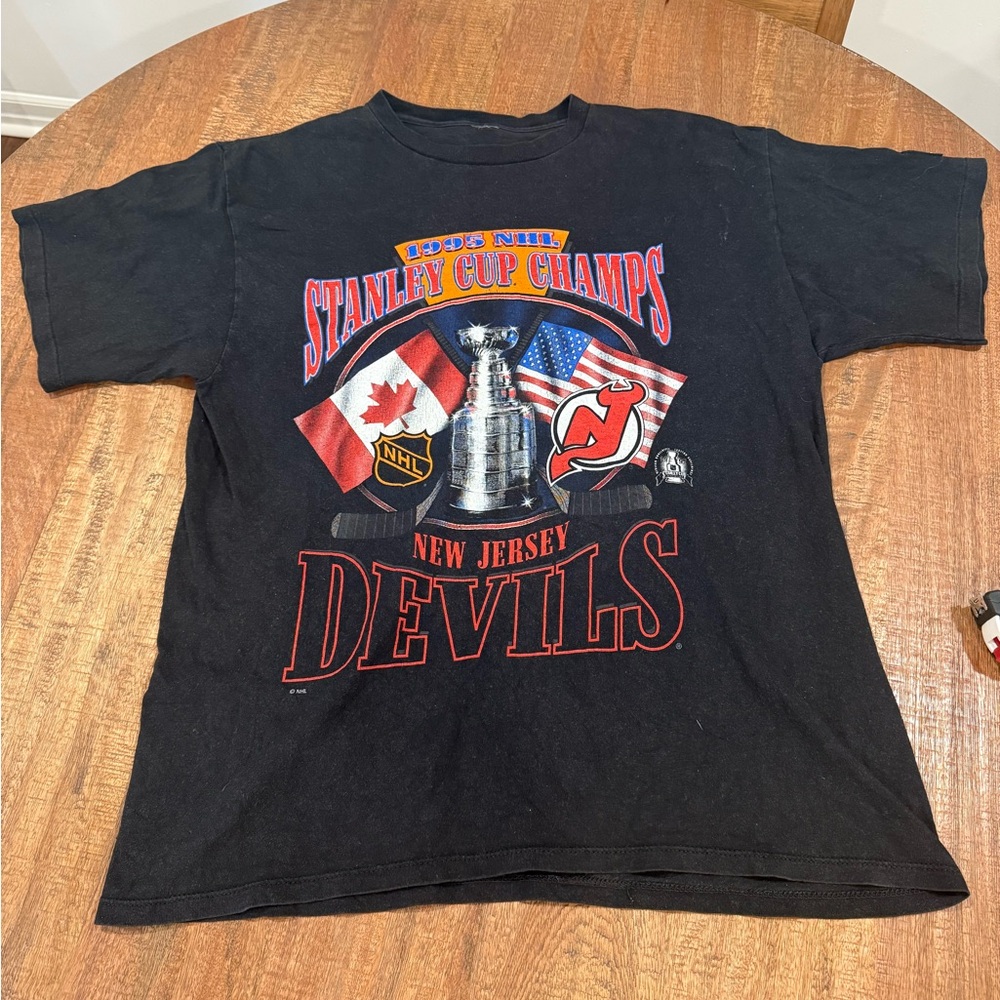1995 Vintage New Jersey Devils Stanley cup T-Shirt